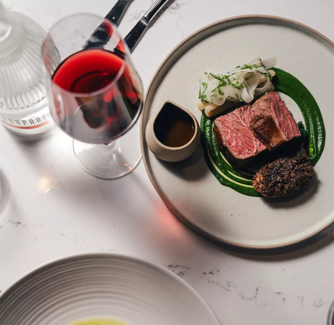 Dinner, Bed & Breakfast 